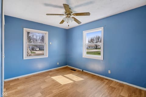 Photo of 188 Lynwood Drive, Whiteland, IN