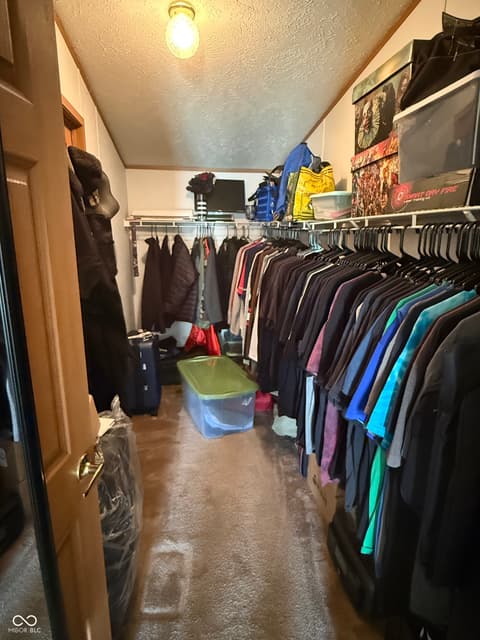 Walk In Closets — 3363 Cessna Drive, Columbus, IN