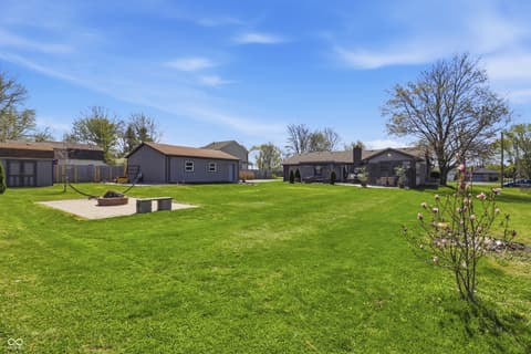 Yard at 6880 W 100 N, Greenfield, IN