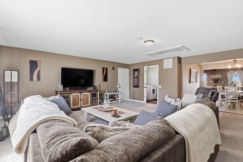 Living room at 6880 W 100 N, Greenfield, IN