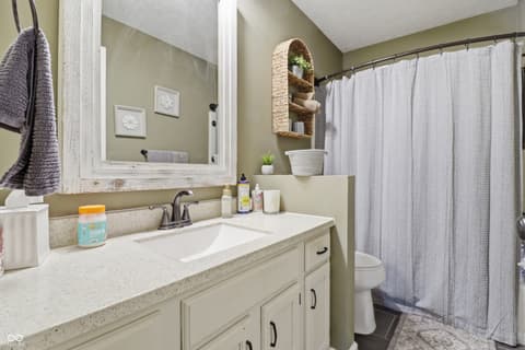 Bathroom at 6880 W 100 N, Greenfield, IN