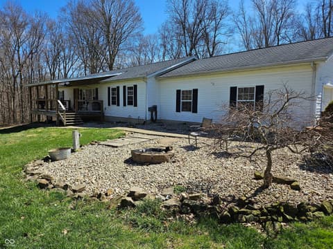 8585 Ridge Acres Drive