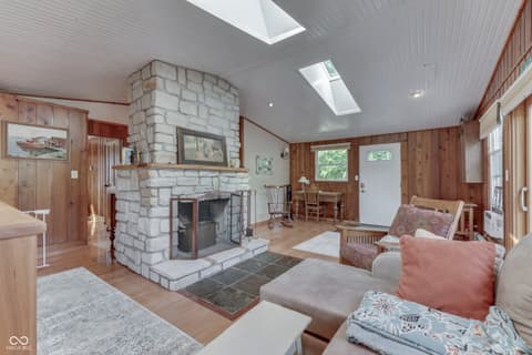 Photo of 7074 Raccoon, Nineveh, IN
