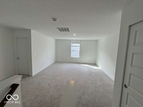 Loft — 8585 Tripp Road, Pendleton, IN