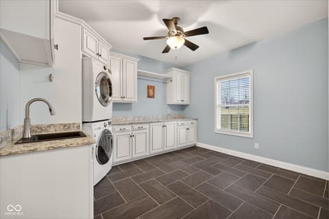 Photo of 1414 E Commander Court, Bloomington, IN