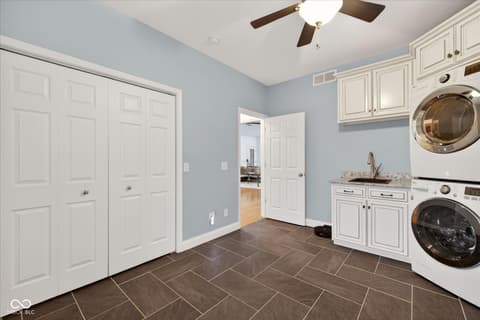 Photo of 1414 E Commander Court, Bloomington, IN