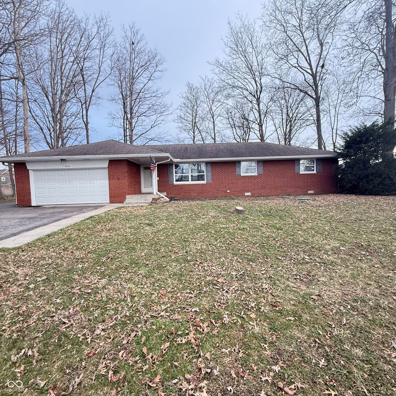 Photo of 4839 W Oak Drive, New Palestine, IN