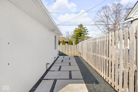 Photo of 824 N Ritter Avenue, Indianapolis, IN
