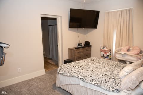 Bedroom at 523 W Pearl Street, Lebanon, IN