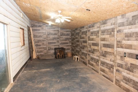 Bonus room at 523 W Pearl Street, Lebanon, IN