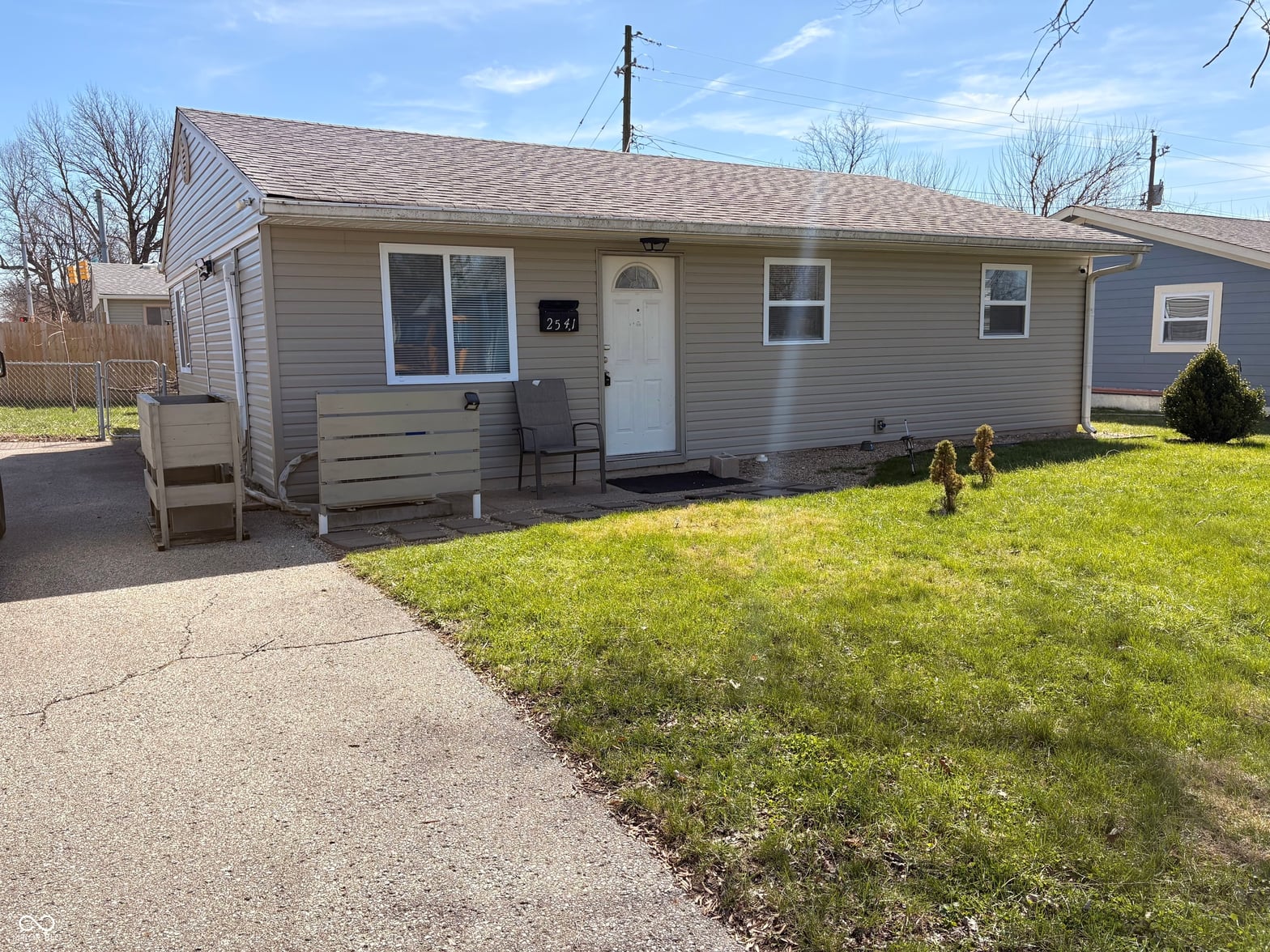 Photo of 2541 Saint Peter Street, Indianapolis, IN
