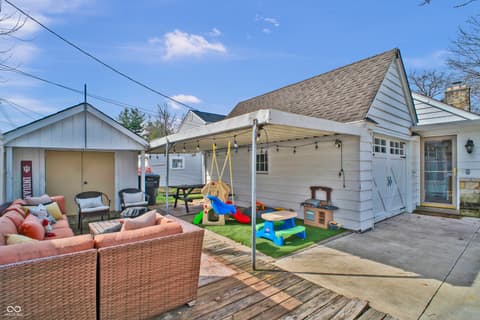 Photo of 2245 Washington Street, Columbus, IN