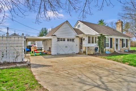 Photo of 2245 Washington Street, Columbus, IN