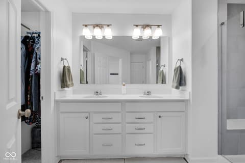 Photo of 2921 Bolton Square Boulevard, Indianapolis, IN