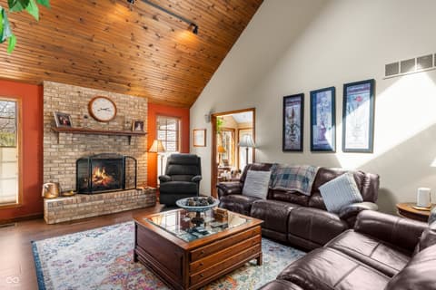 Photo of 2534 Chestnut Street, Columbus, IN