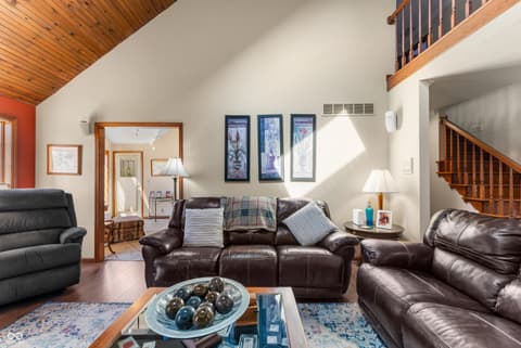 Photo of 2534 Chestnut Street, Columbus, IN