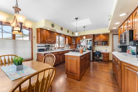 Photo of 2534 Chestnut Street, Columbus, IN