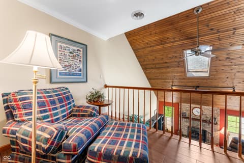 Photo of 2534 Chestnut Street, Columbus, IN