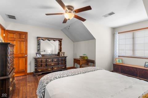 Photo of 2534 Chestnut Street, Columbus, IN