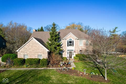 11382 Royal Place