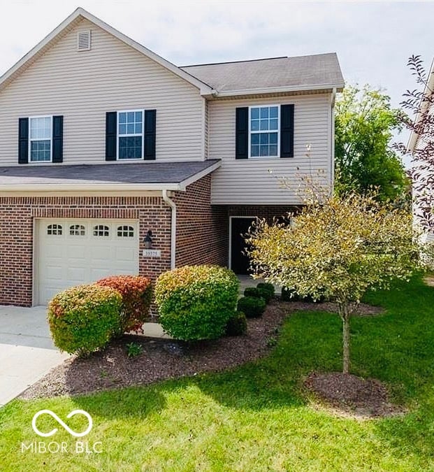 Front exterior at 10375 Bronze Drive, Noblesville, IN