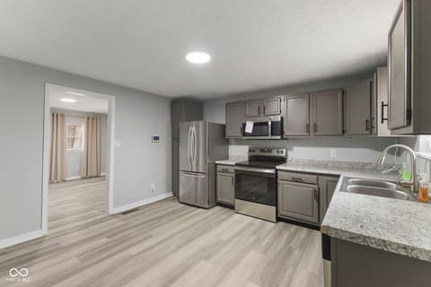 Photo of 118 Pennsylvania Street, Shirley, IN