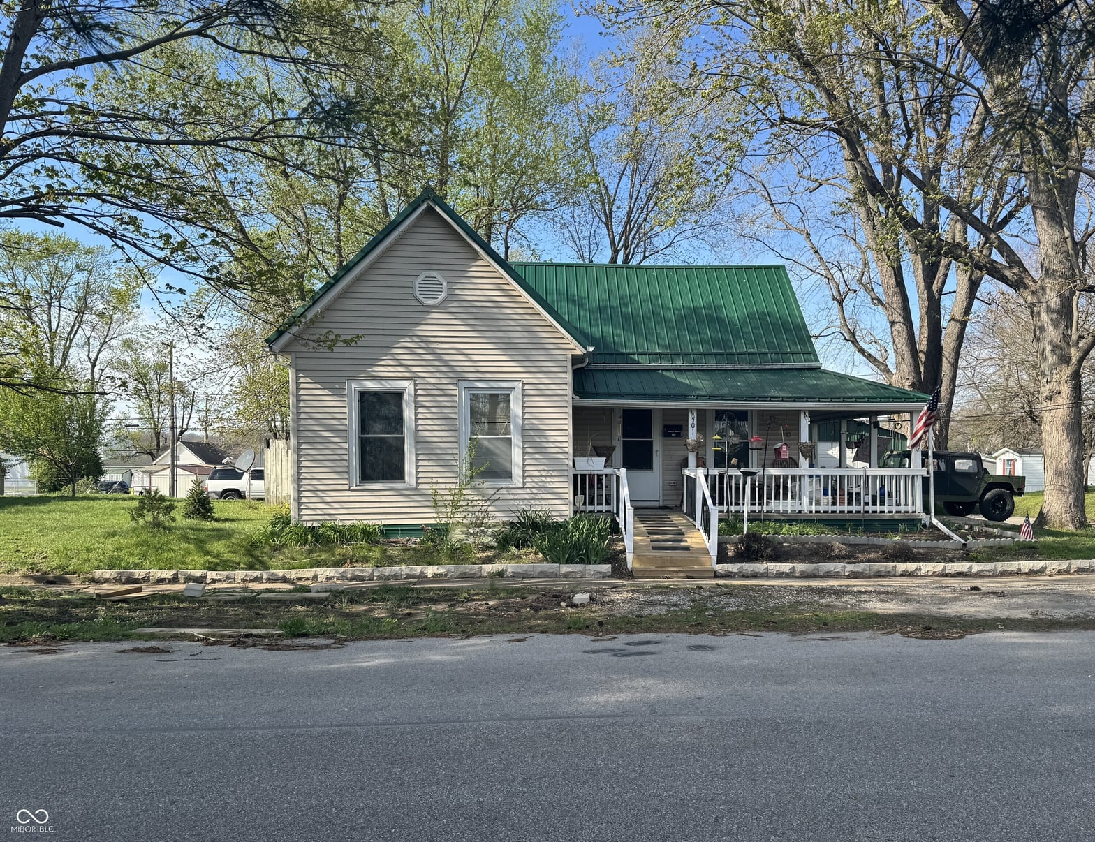 Front exterior at 501 W Jefferson Street, Spencer, IN