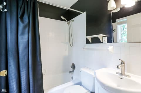 Photo of 3301 Melbourne Road South Drive, Indianapolis, IN