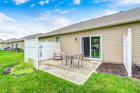 Outdoor living area at 1331 McCormicks Circle, Danville, IN