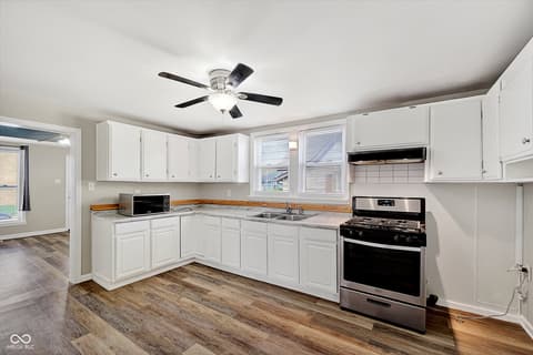 Kitchen at 2107 S B Street, Elwood, IN