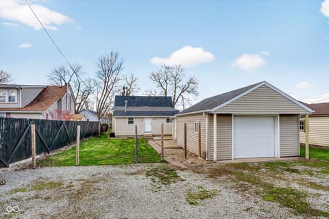 Backyard at 2107 S B Street, Elwood, IN