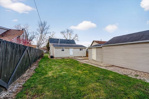 Backyard at 2107 S B Street, Elwood, IN