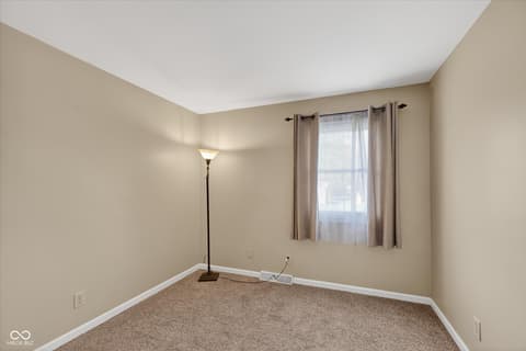 Photo of 2430 Westline Drive, Columbus, IN