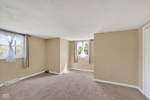 Photo of 2430 Westline Drive, Columbus, IN