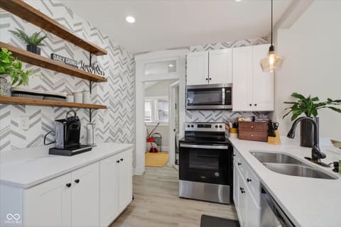 Photo of 611 Lincoln Street, Indianapolis, IN