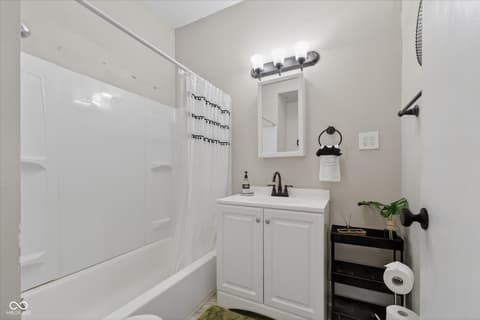Photo of 611 Lincoln Street, Indianapolis, IN