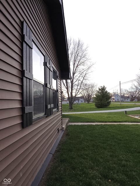 Photo of 5241 W Marietta Railroad Street, Shelbyville, IN