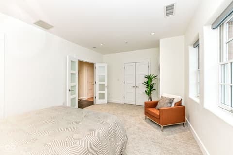 Bonus room at 30 W Main Street, Carmel, IN
