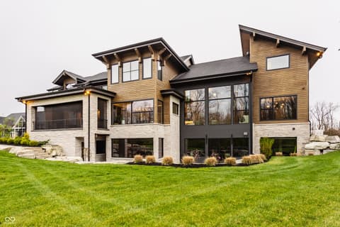 Photo of 6870 Oldfields Lane, Zionsville, IN