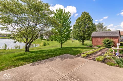 Photo of 1914 Cross Willow Lane, Indianapolis, IN