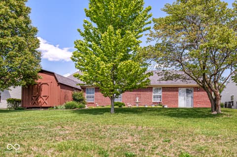 Photo of 1914 Cross Willow Lane, Indianapolis, IN