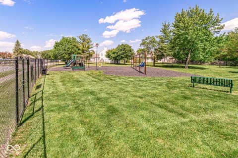 Photo of 1914 Cross Willow Lane, Indianapolis, IN
