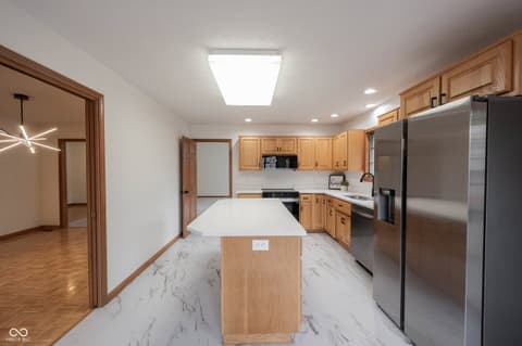 Photo of 825 Eastgate Drive, Anderson, IN