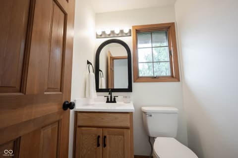 Photo of 825 Eastgate Drive, Anderson, IN