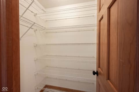 Photo of 825 Eastgate Drive, Anderson, IN