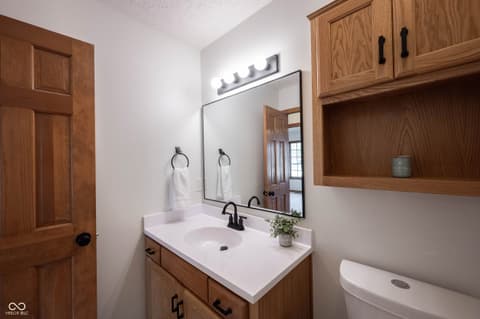 Photo of 825 Eastgate Drive, Anderson, IN