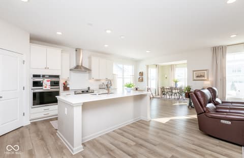 Kitchen at 923 Aurora Lane, Franklin, IN