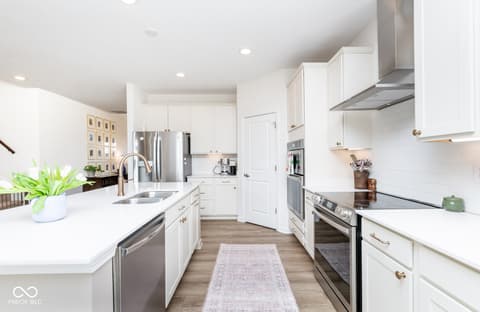 Kitchen at 923 Aurora Lane, Franklin, IN