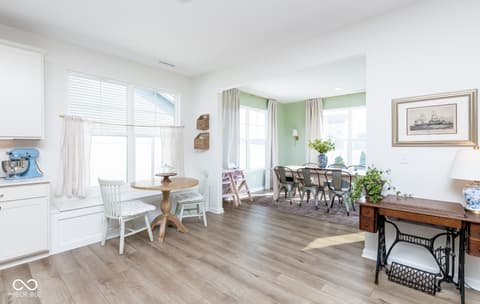 Dining room at 923 Aurora Lane, Franklin, IN