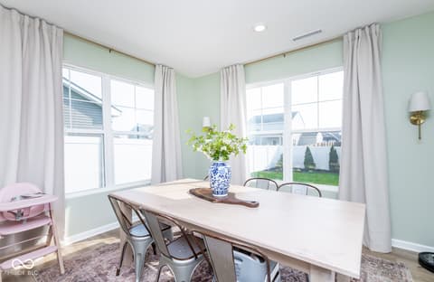 Dining room at 923 Aurora Lane, Franklin, IN